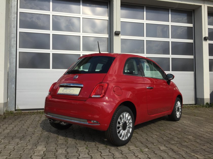 Fiat 500 Red
