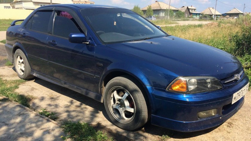 Хонда Торнео синяя