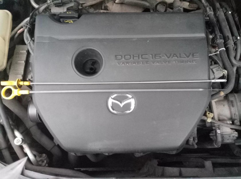 Мазда 3 2.0 масляный щуп