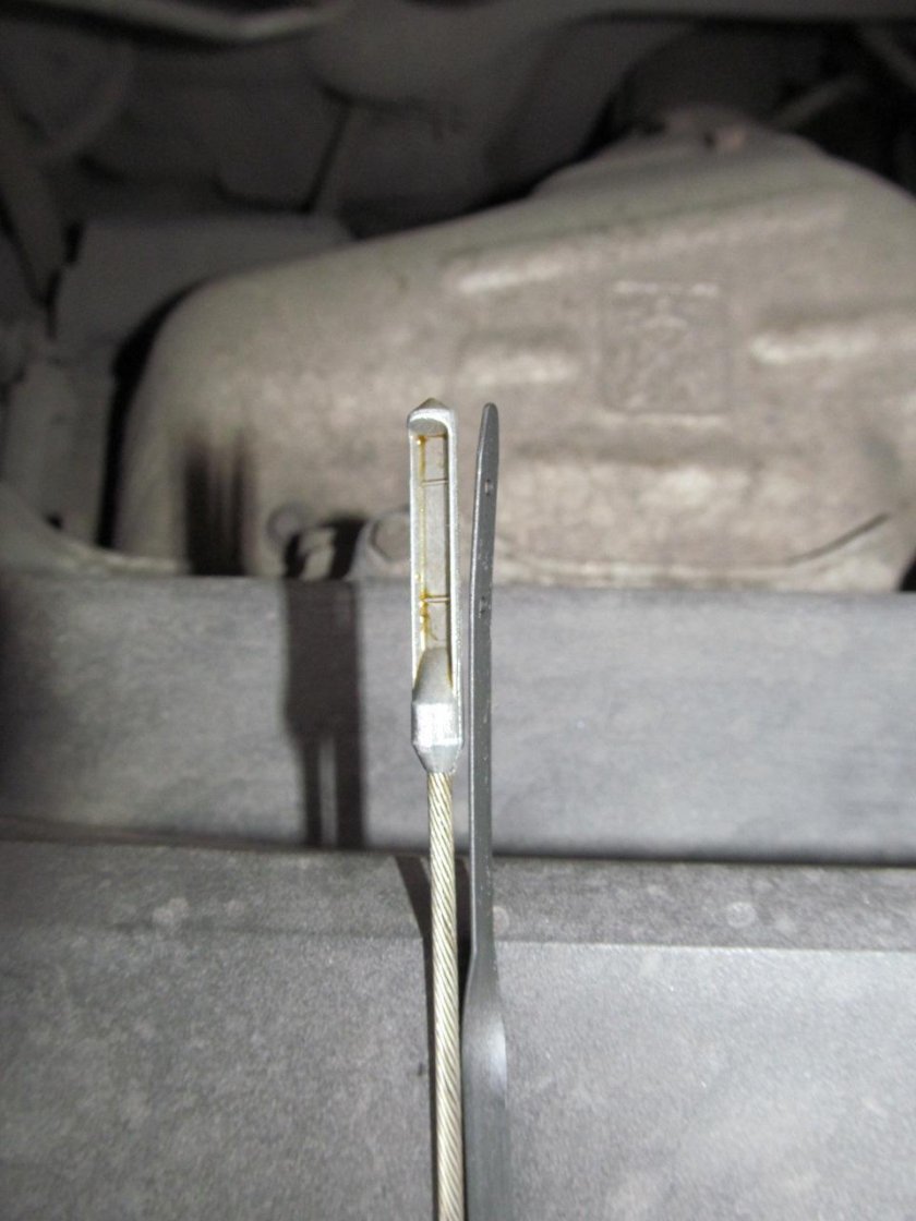 Щуп Мазда 6 GH 2.0