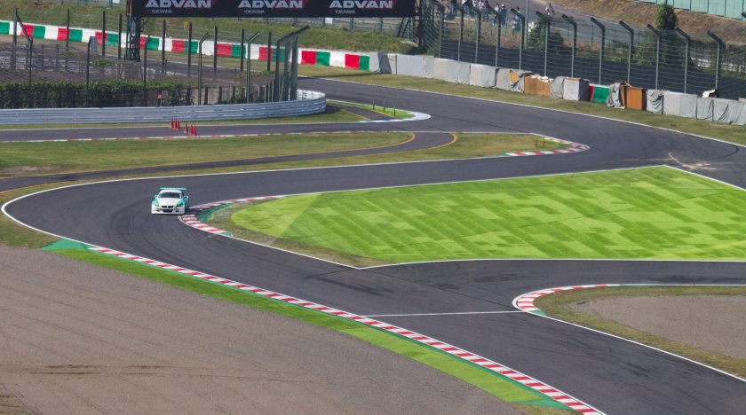 Сузука трасса 130r