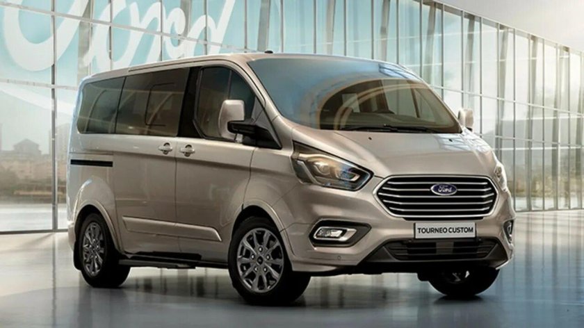 Ford Tourneo Custom 2022