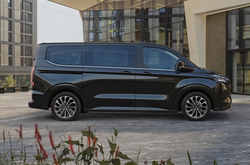 Ford Tourneo Custom 2022