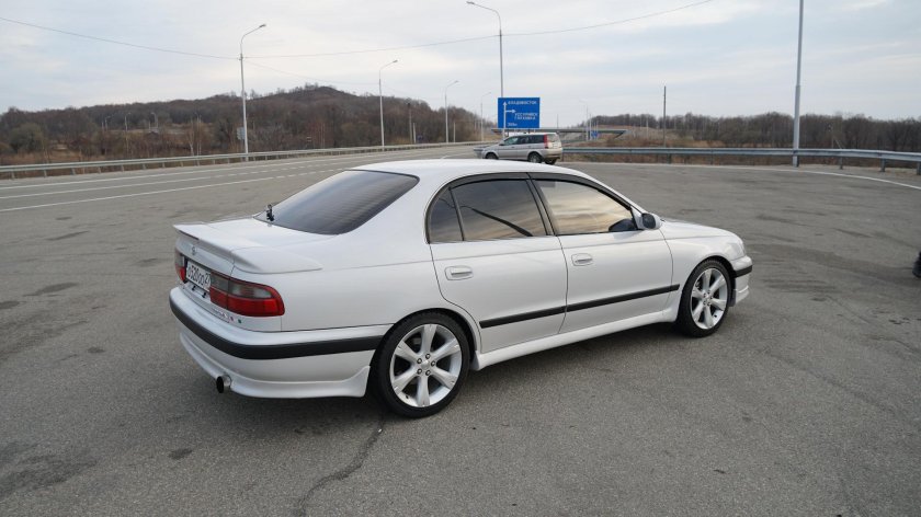 Тойота корона бочка st190