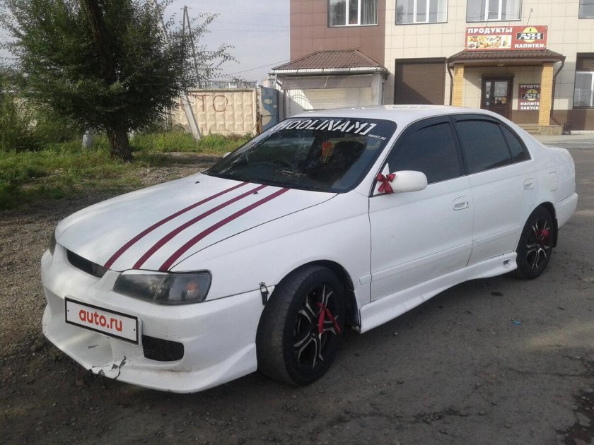 Toyota Corona st190 белая