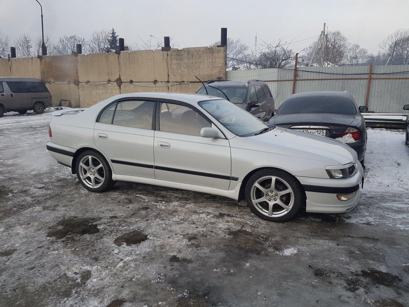 Тойота корона st195