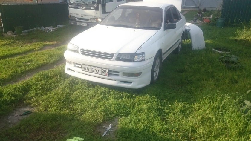 Toyota Corona в обвесе