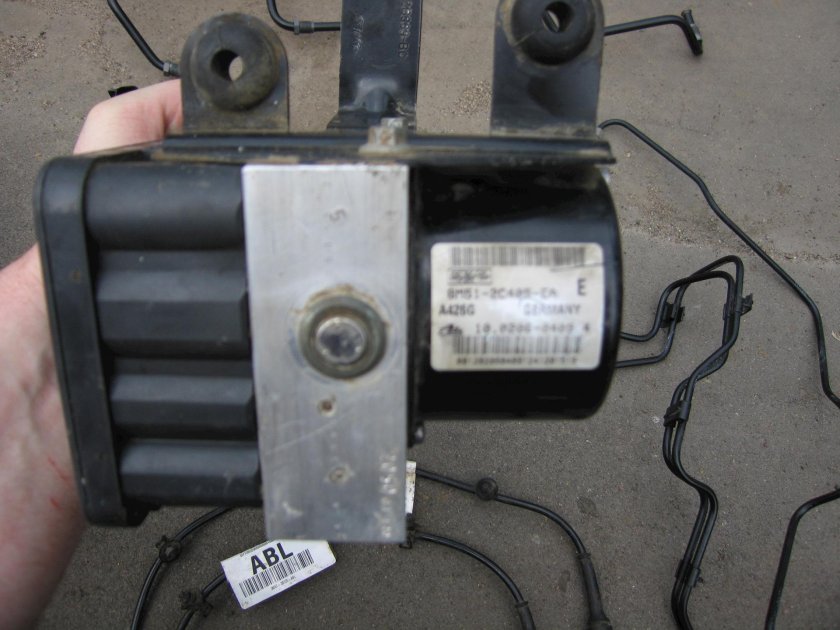 Блок ESP Форд фокус 2