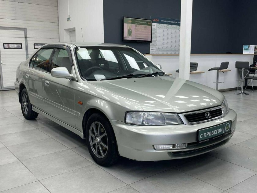 Honda accord cf 1998