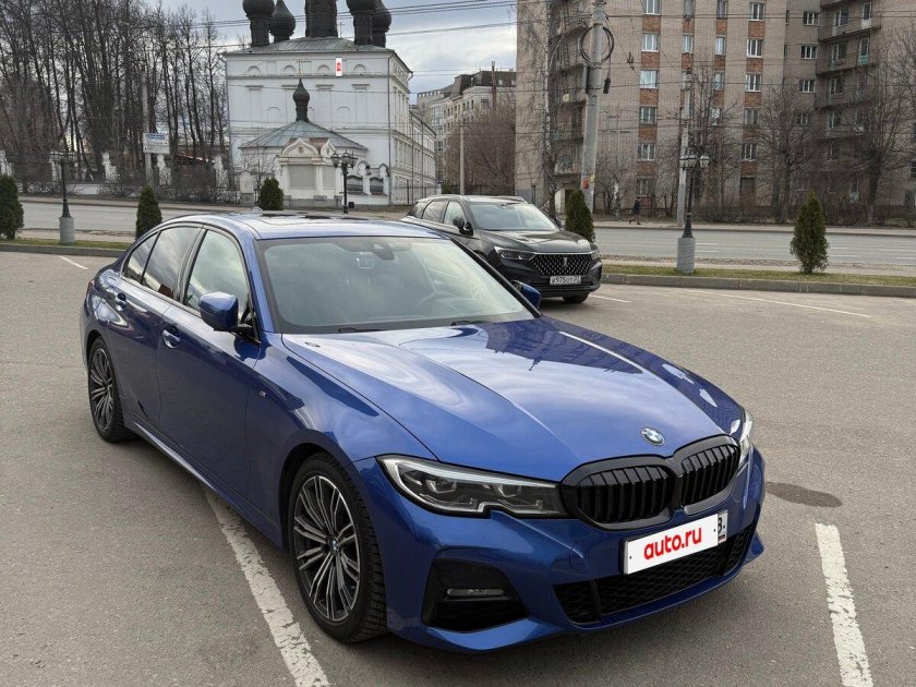 Bmw 3 320i xdrive синяя
