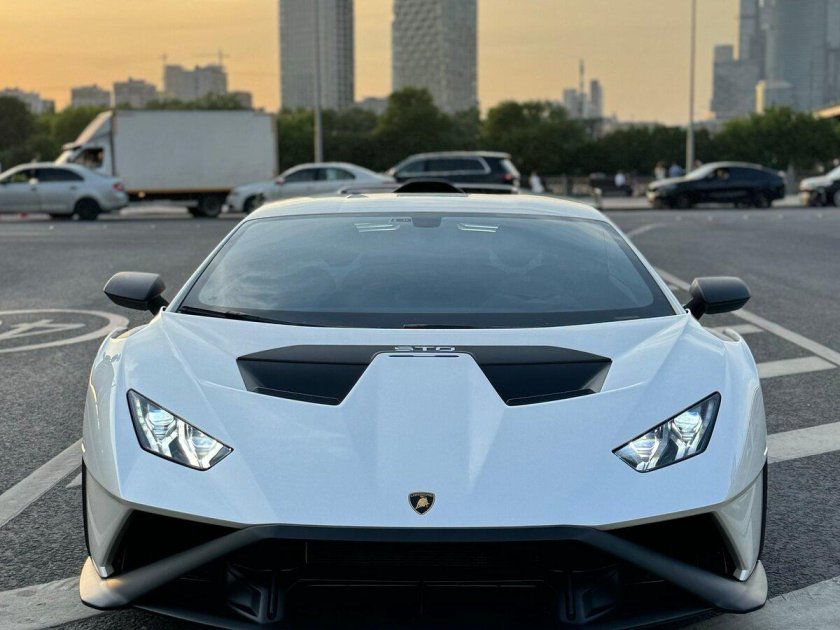 Lamborghini huracan sto