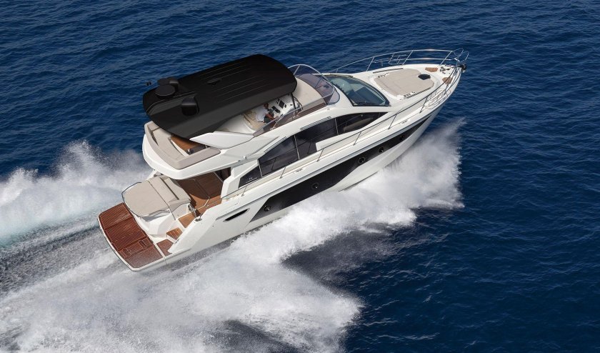 Яхта prestige 520