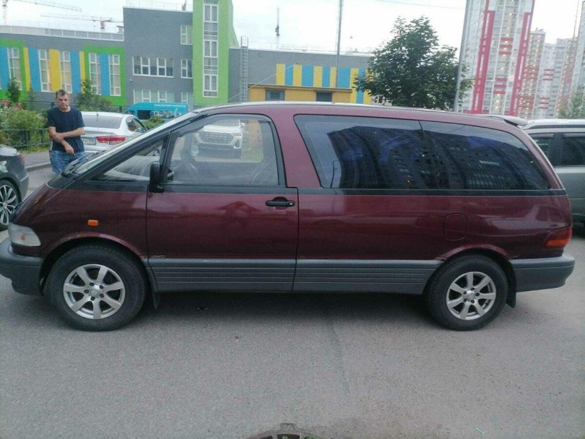 Toyota previa 1995 салон