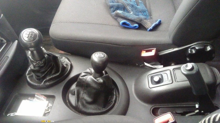 Управление раздаткой на Шевроле Нива