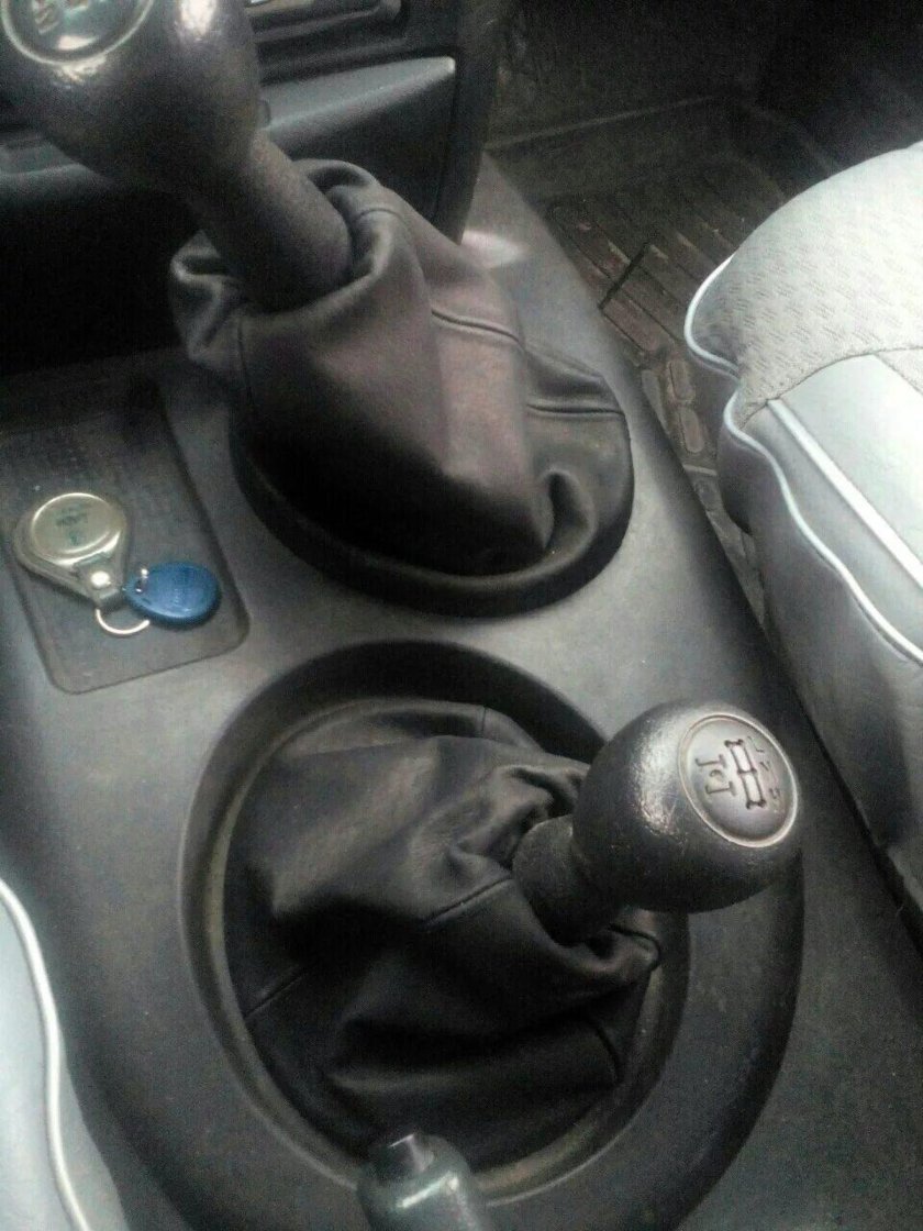 Кожух КПП Нива Шевроле