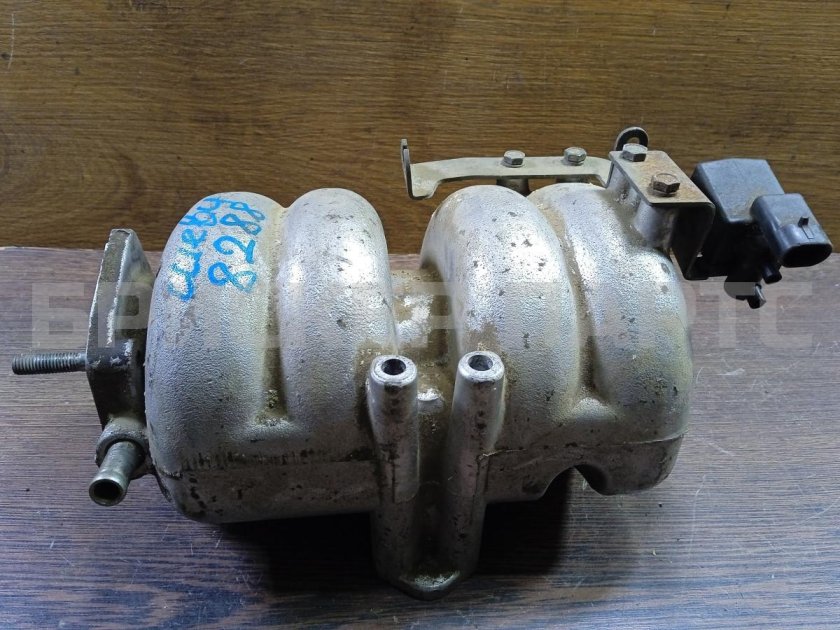 Коллектор впускной 2123