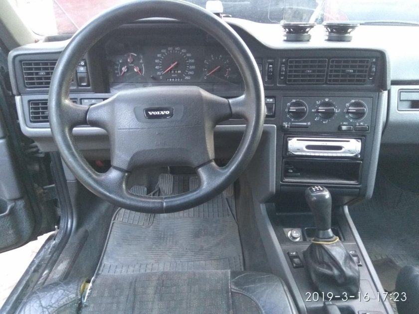 Volvo 850 салон