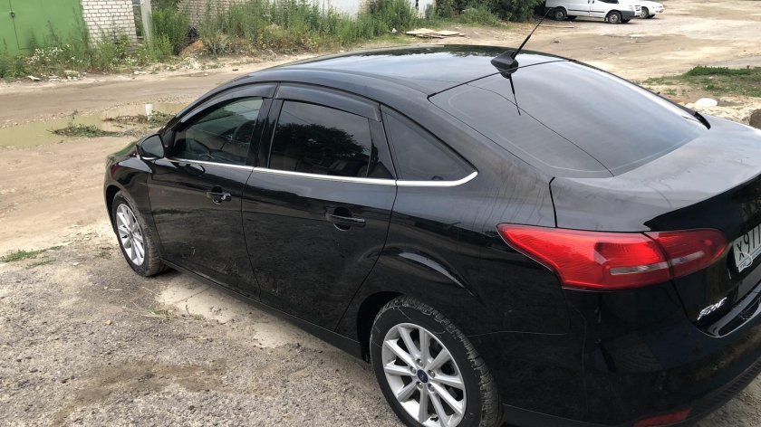 Форд фокус 3 черный тонированный