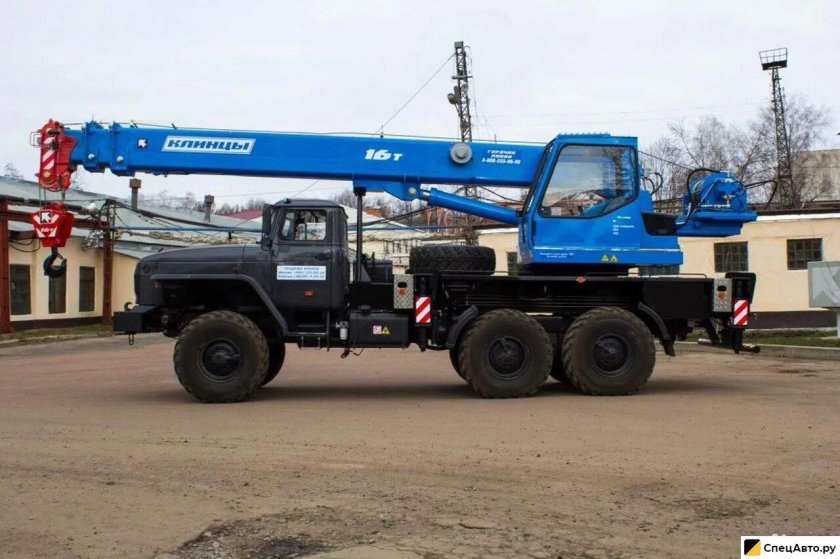 Автокран КС 35719-3