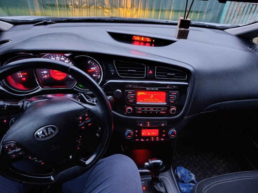 Kia ceed 2 салон