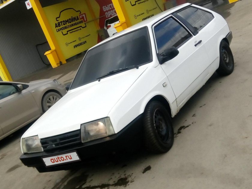 Лада 2108 белая