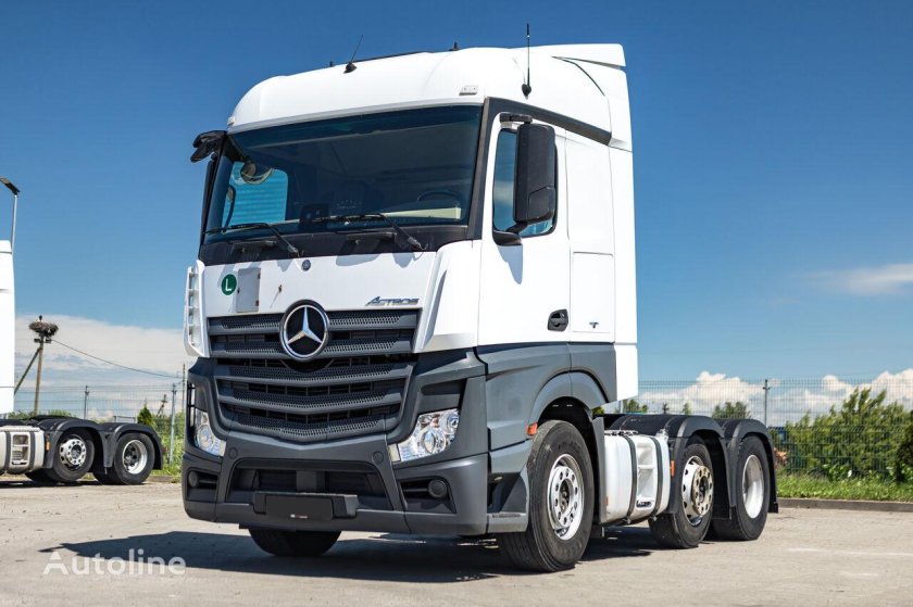 Mercedes benz actros 1845
