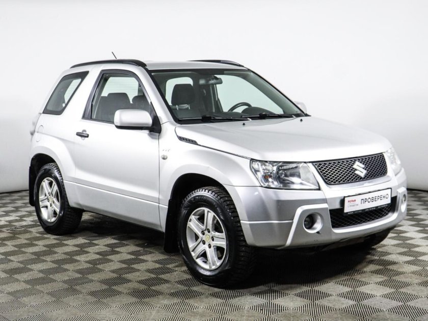 Suzuki grand vitara 2011