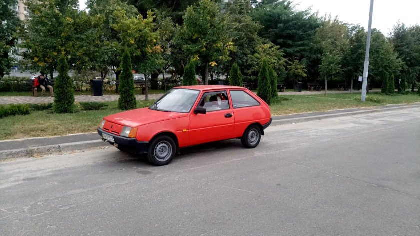 ЗАЗ-1102 «Таврия»