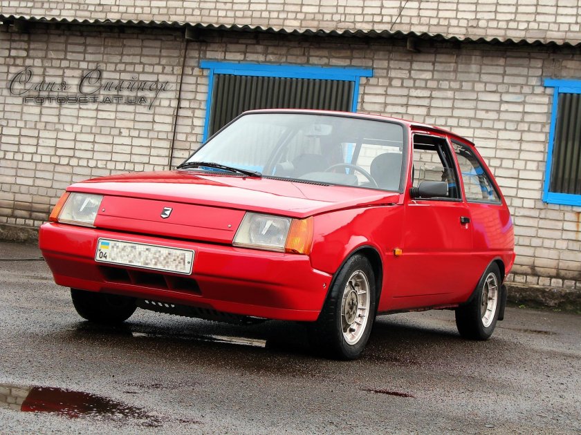 ЗАЗ-1102 «Таврия»