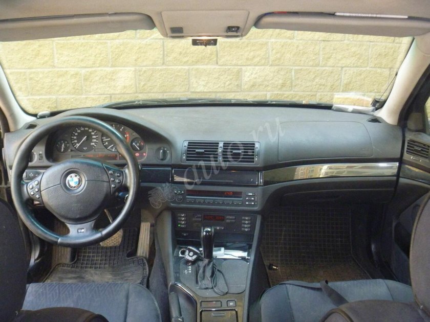 BMW 525 e39 салон