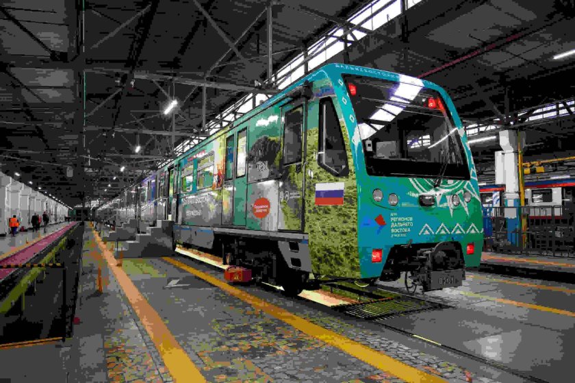 Поезд метро москва 2024