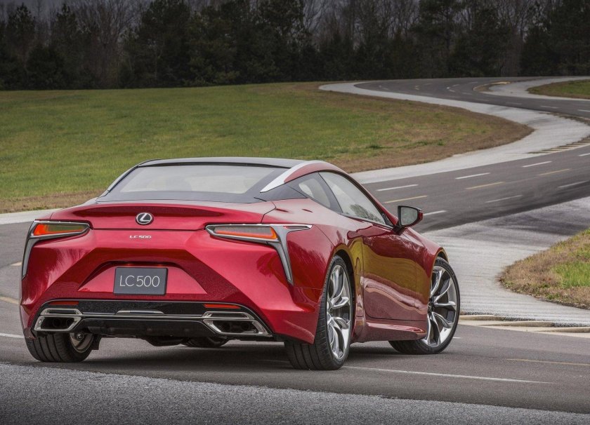 Lexus купе LC 500