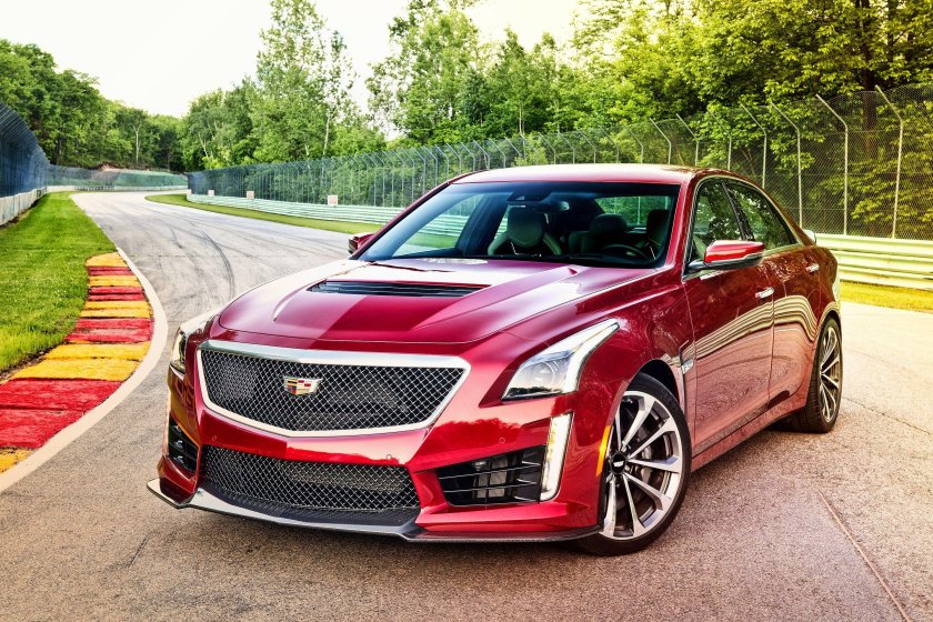Кадиллак CTS 2016