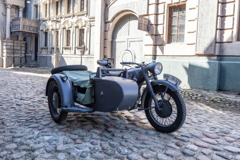 Немецкий мотоцикл бмв р-12