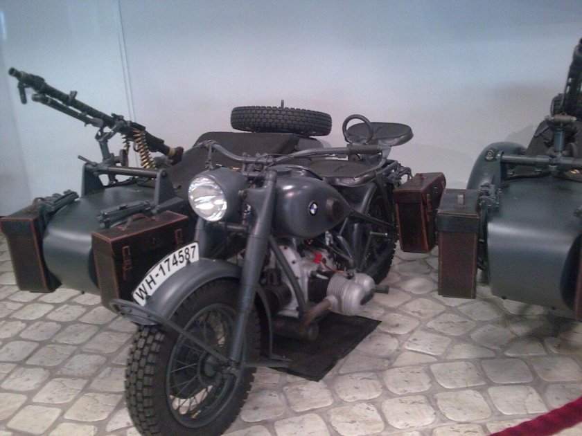 Bmw r 71 мотоцикл