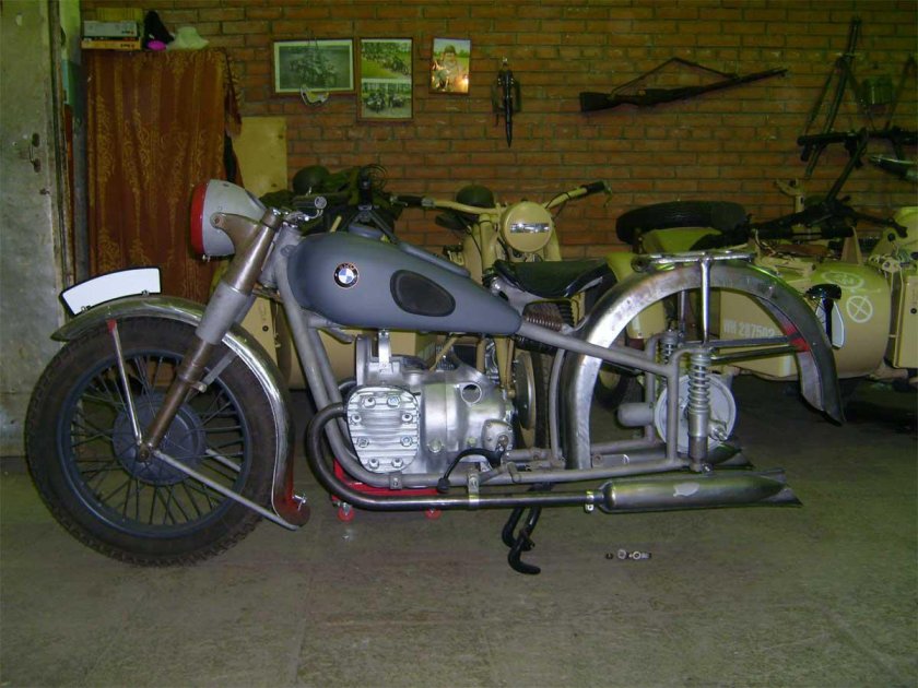 Мотоцикл БМВ Р 71