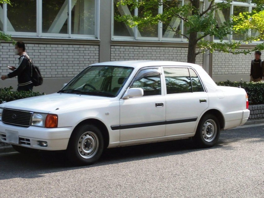Toyota Comfort 2000