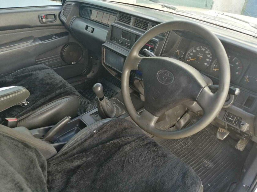 Toyota Comfort 2001