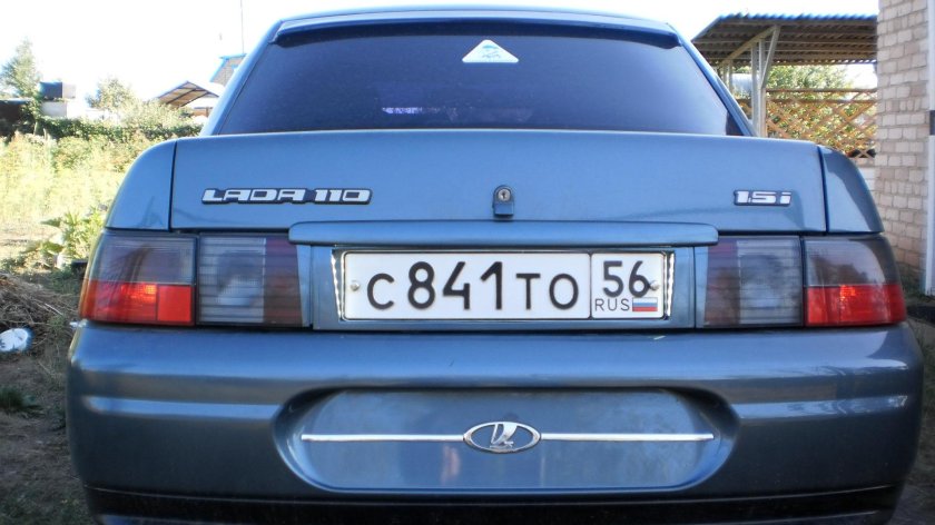 ВАЗ 2110 сзади