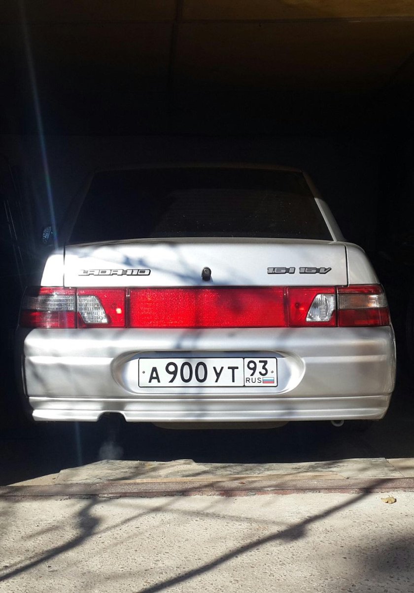 ВАЗ 2110 сзади