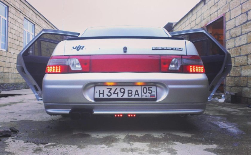 Лада 2110 сзади