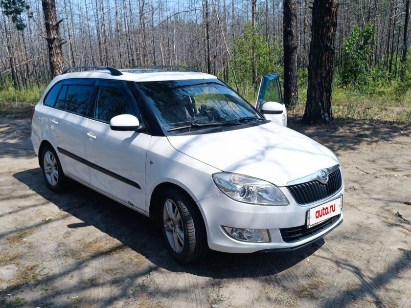 Шкода фабия универсал 2011