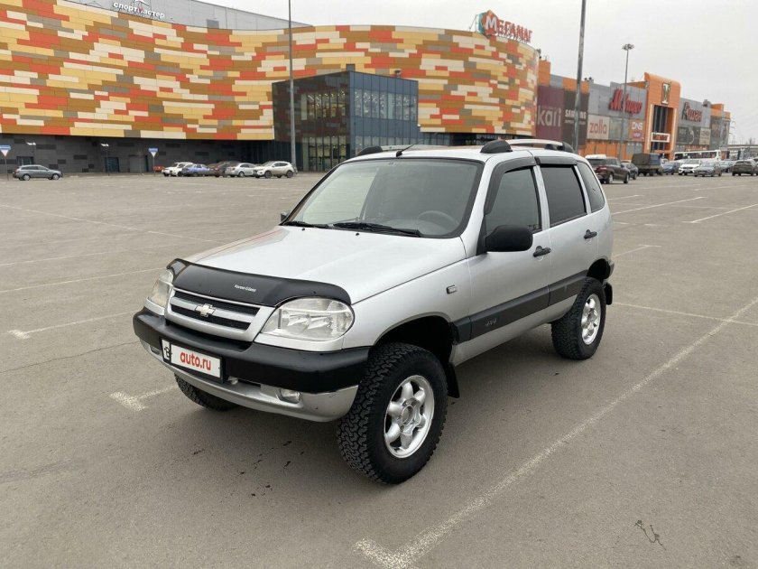 Нива шевроле 2003