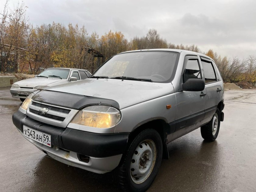 Нива Шевроле 2003г