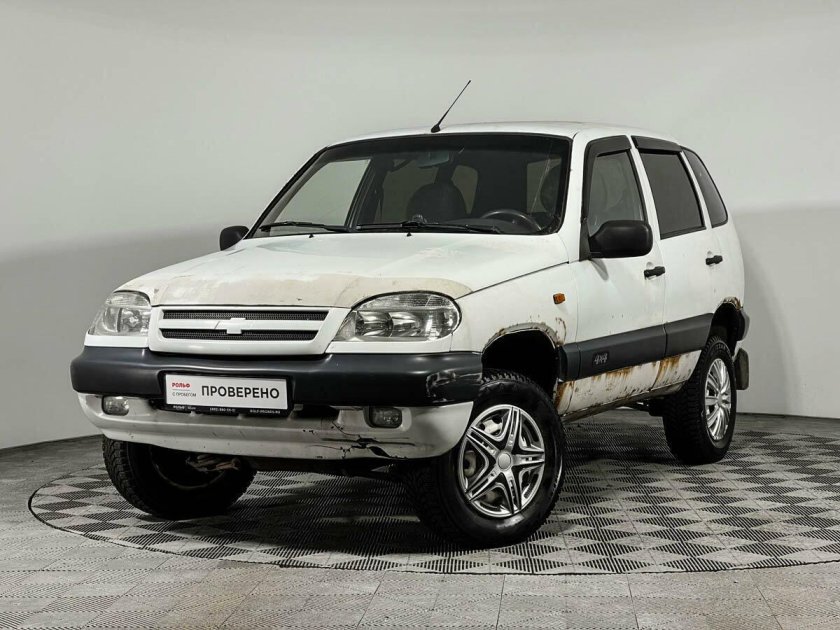 Шевроле Нива 2003 год