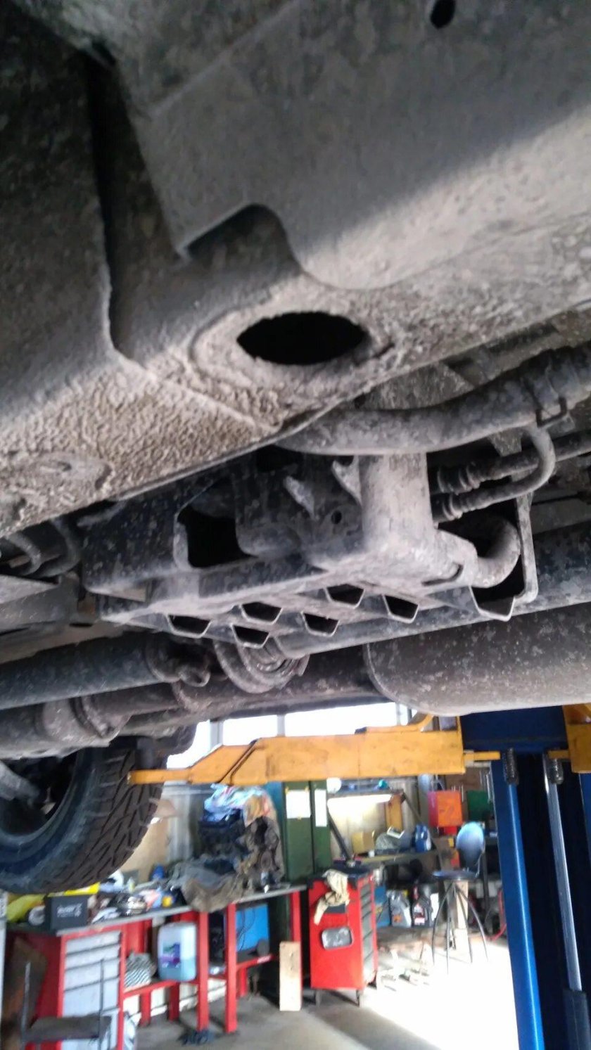 Фильтр топливный Шевроле Каптива 3,2 бензин