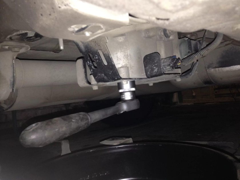 Топливный фильтр Шевроле Каптива 2.4