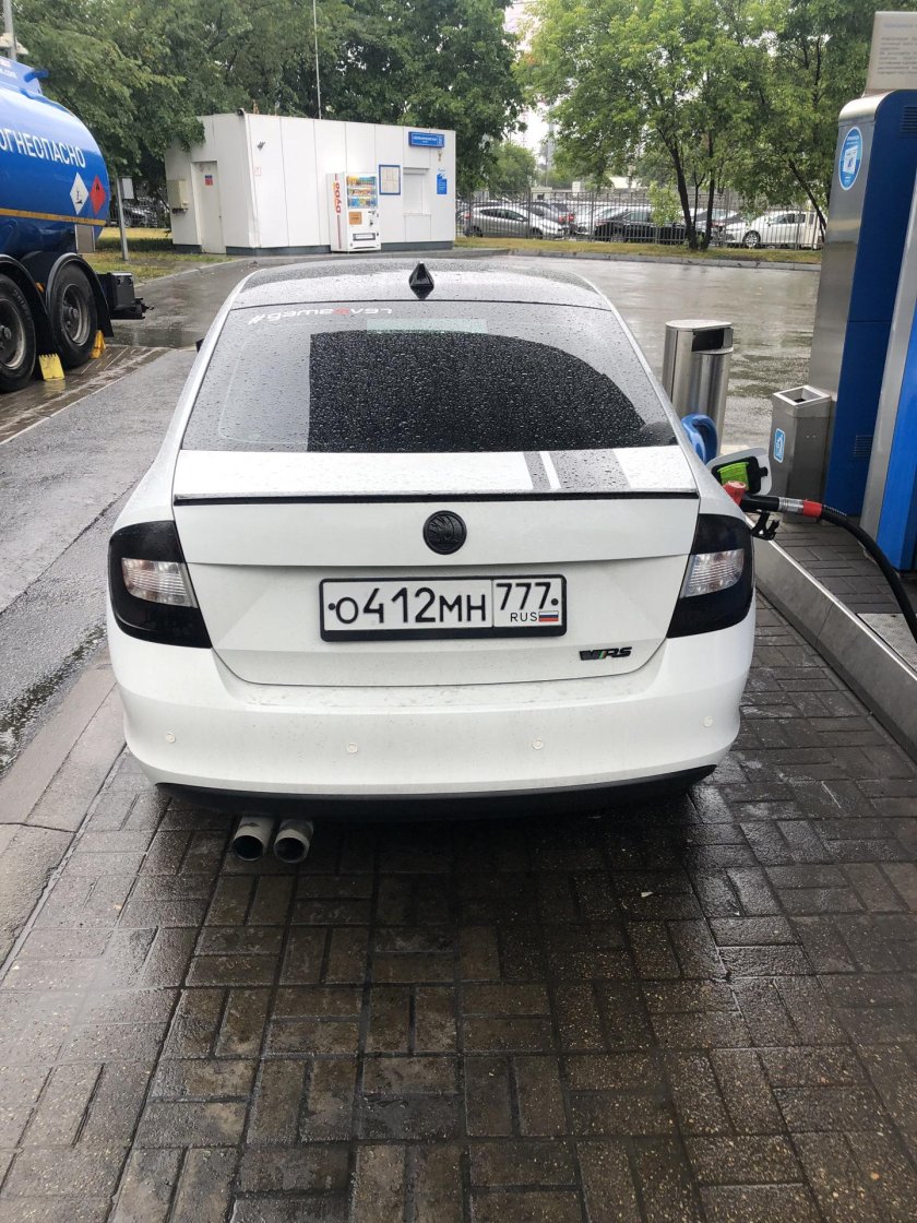 На на багажник полоска