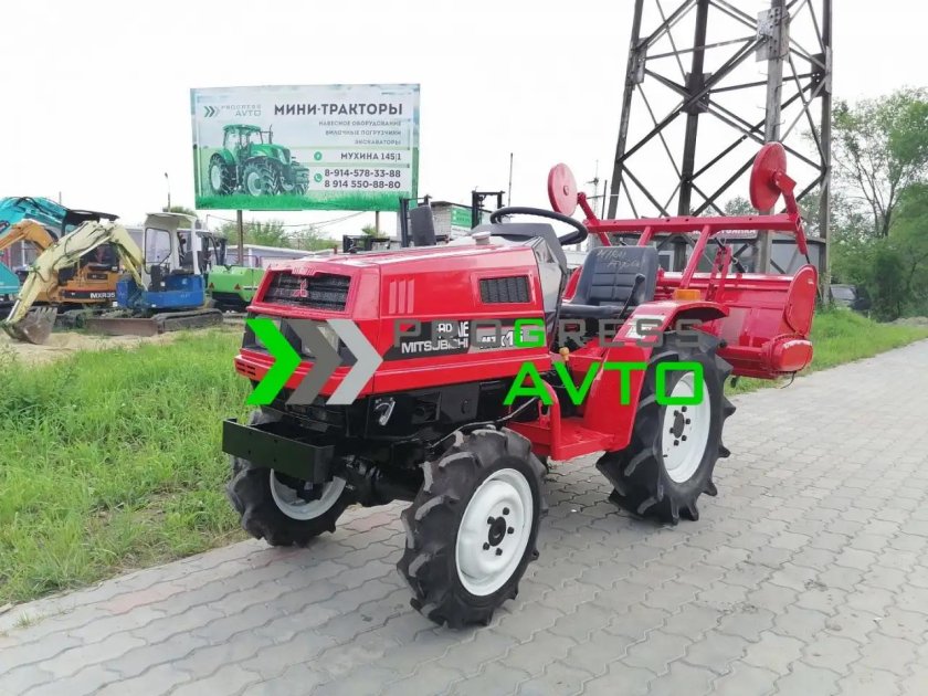 Трактор Митсубиси