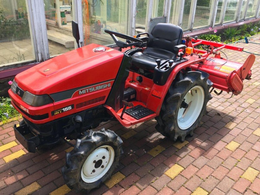 Mitsubishi MT 165